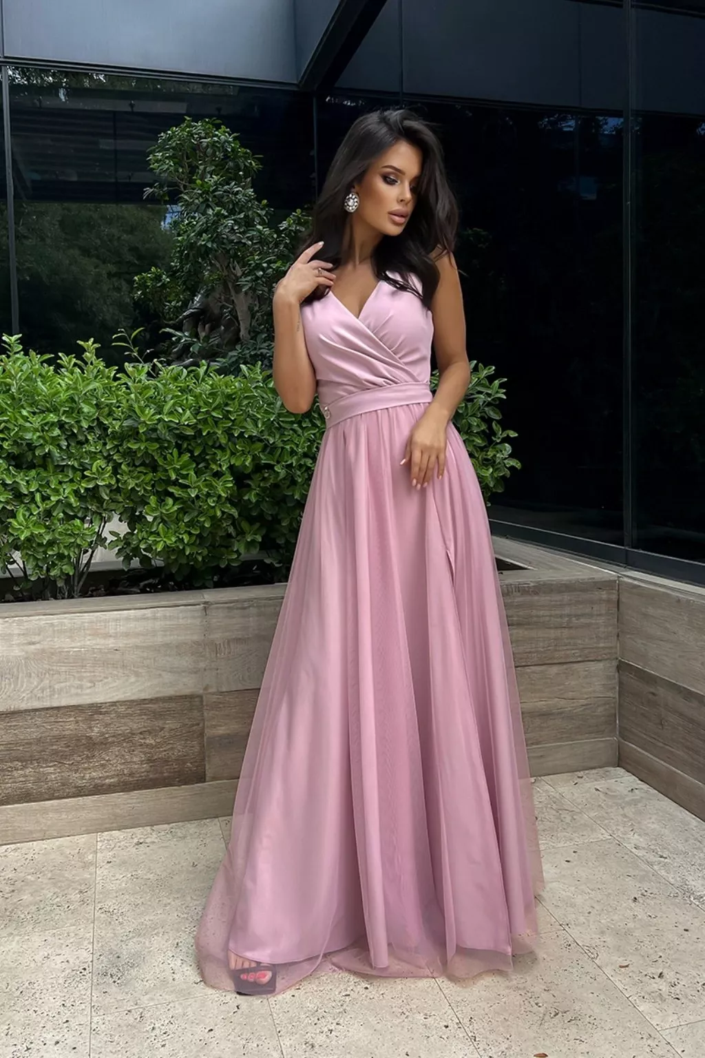 Nosia sa ešte tylové šaty?