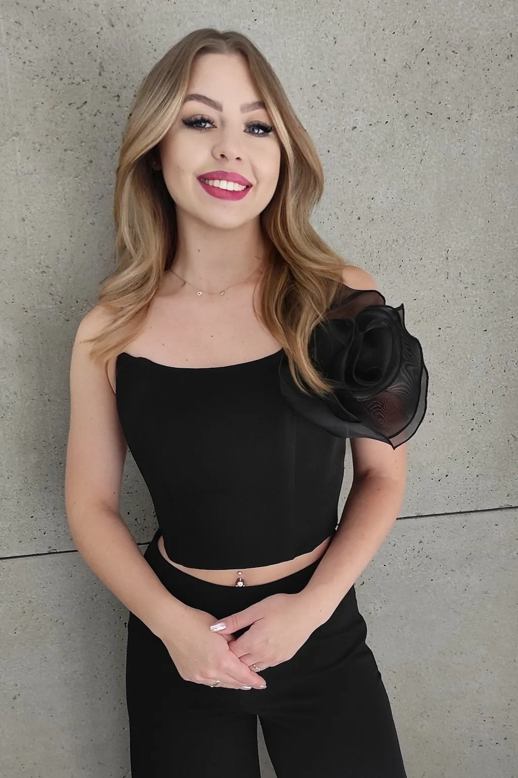 Trojrozmerná elegancia: Trend, ktorý mení spoločenské šaty