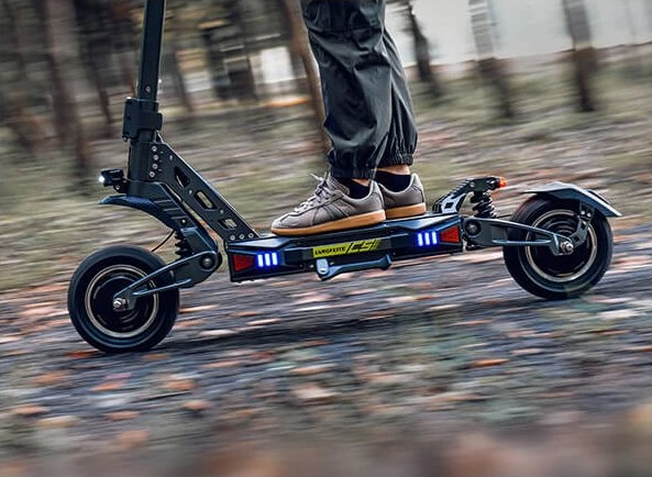 Elektrokoloběžka Langfeite C5