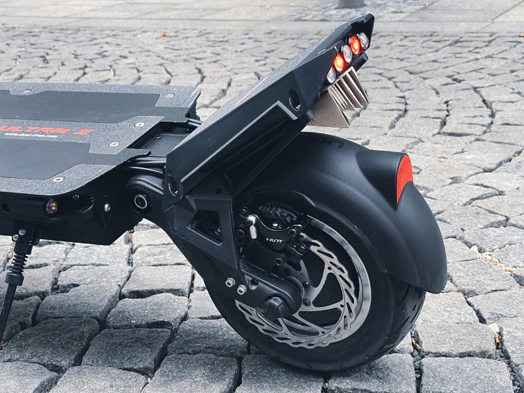 Elektrokoloběžka DUALTRON ULTRA 2