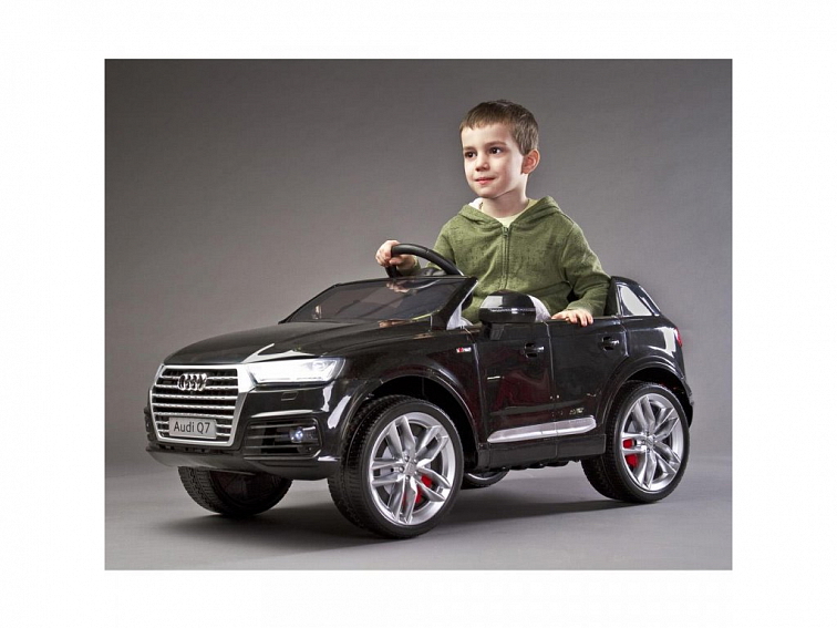 Elektrické autíčko Toyz AUDI Q7-2 motory red