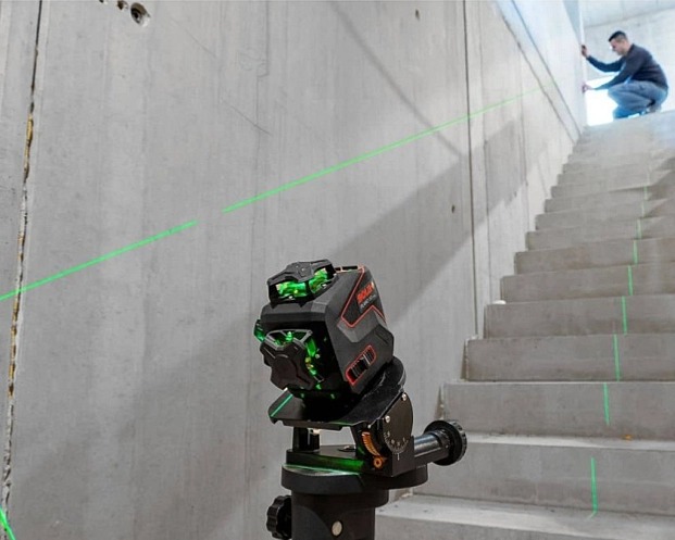 Sola | Liniový křížový laser Sola Plano 3D Professional, 360°