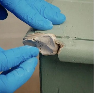 J-B Weld | KwikWood™ - tmel pro snadné opravy dřeva