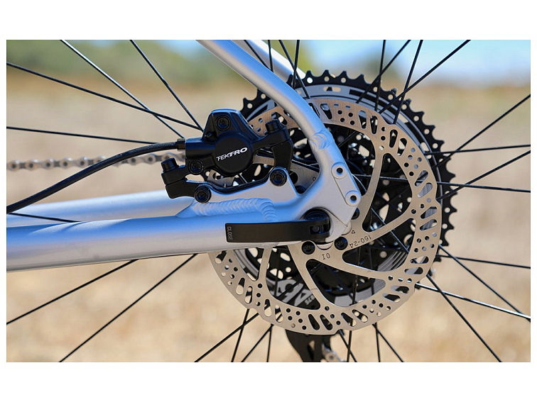 MARIN Bobcat Trail 4 27.5" stříbrná/červená/šedá