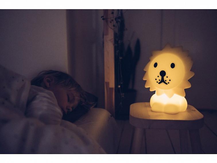 Přenosná lampička Lion My First Light (25cm) | Mr Maria