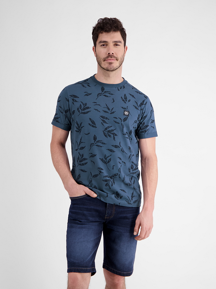 Modré pánske tričko so strečom