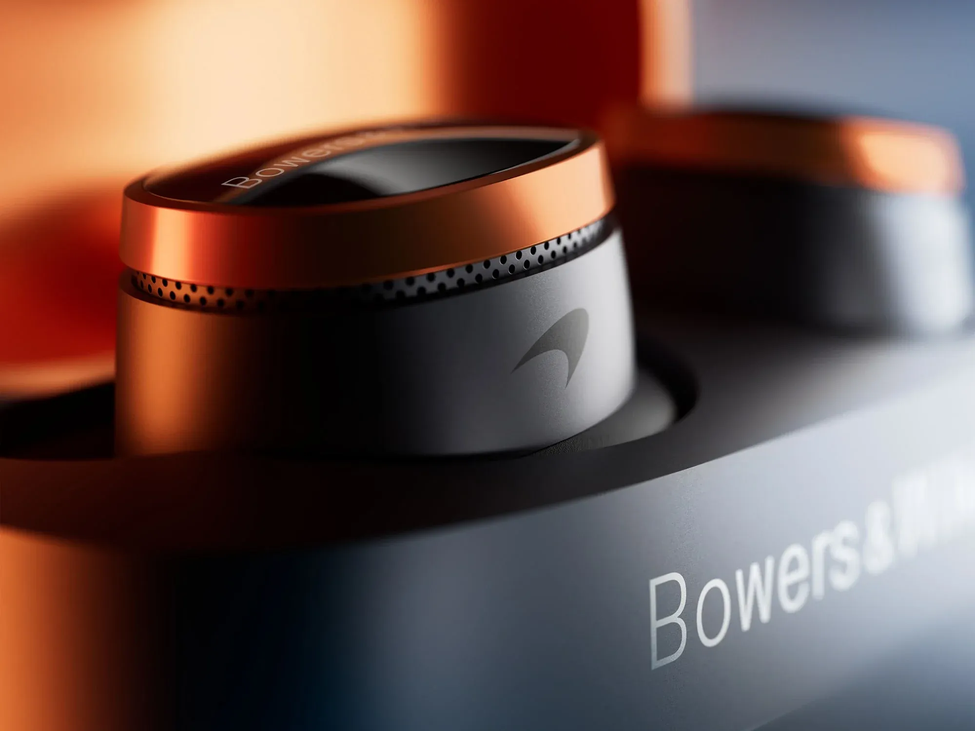 Bowers & Wilkins Pi8 McLaren Edition