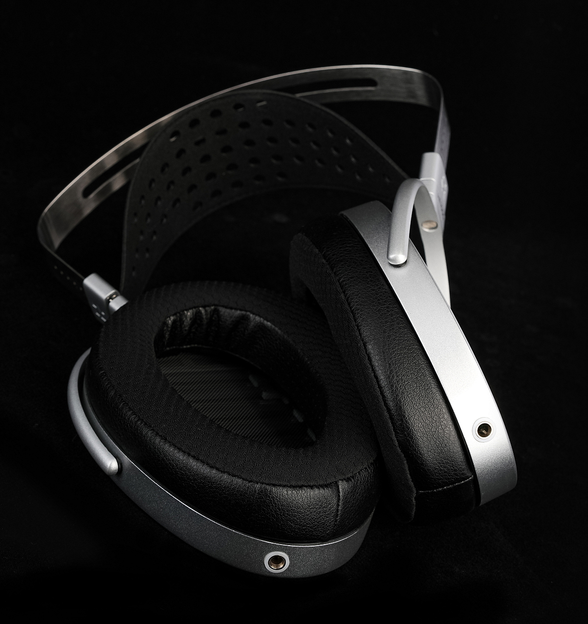 HIFIMAN HE1000 Unveiled