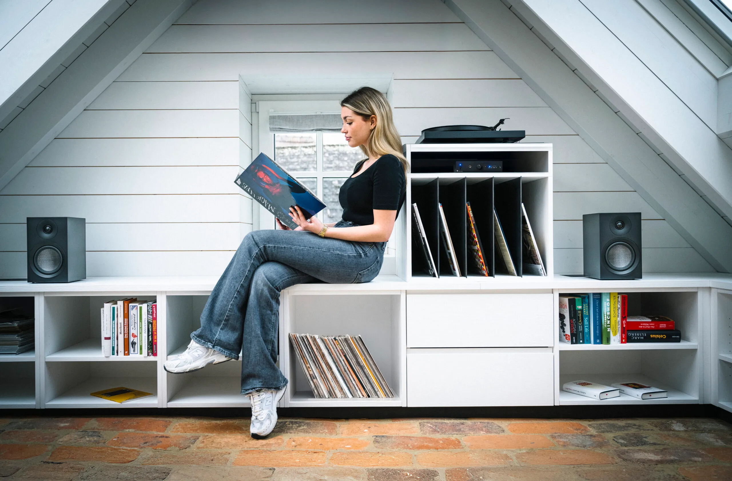 Pro-Ject Colourful Audio System E