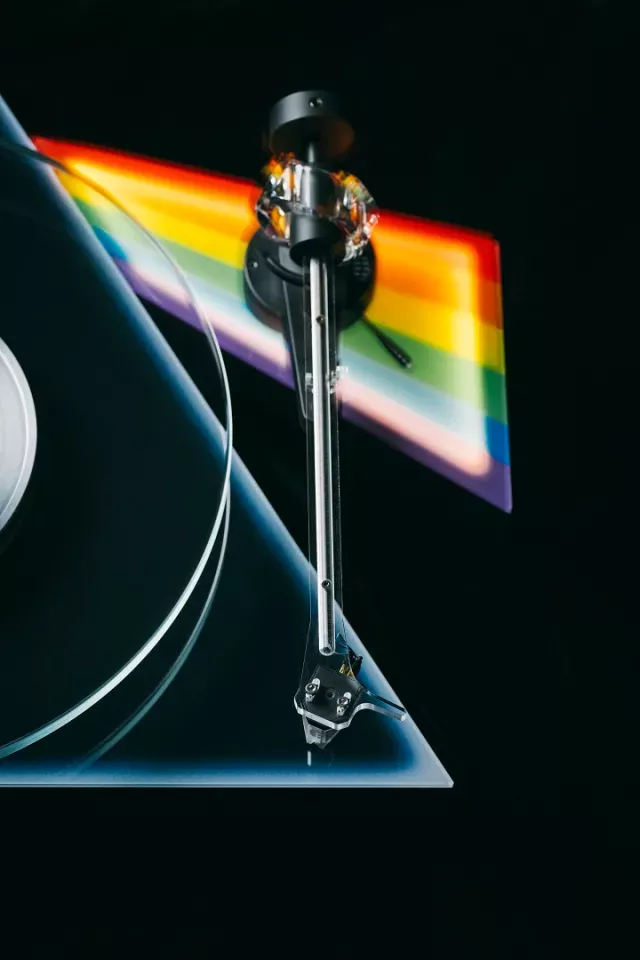 Pro-ject ART - THE DARK SIDE OF THE MOON + Pick it PRO SE