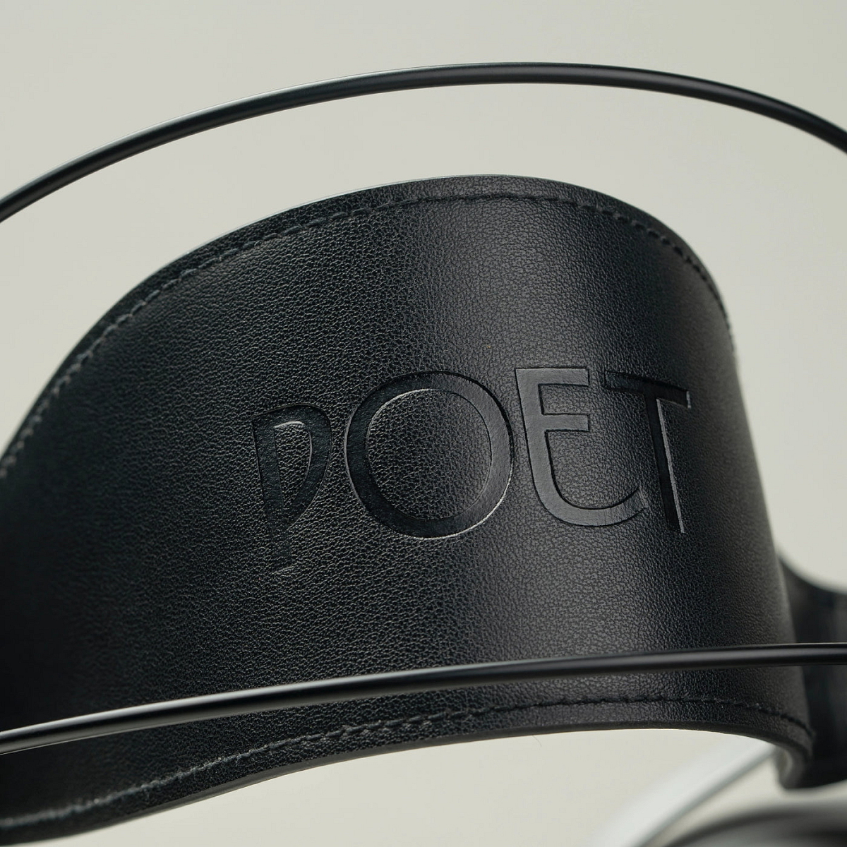 Meze Audio Poet