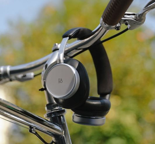 Bang & Olufsen Beoplay H100