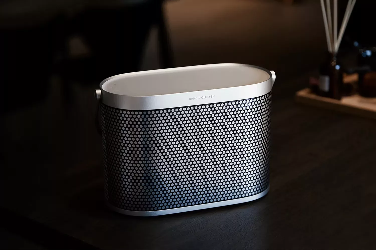 Bang & Olufsen Beosound A5