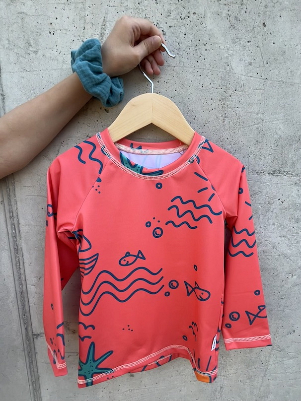 ActiveKids UPF50+ ochranné tričko pre deti s dlhým rukávom Vlnky