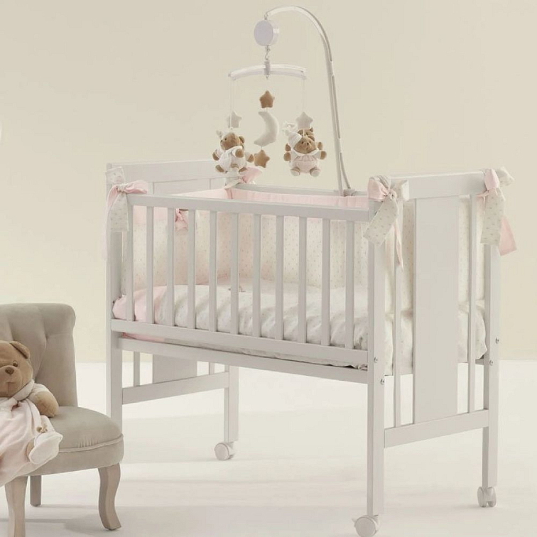 Nanán hrací kolotoč nad postieľku Puccio ružový