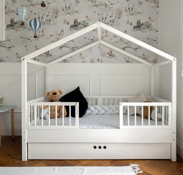 Detská posteľ Dream v tvare domčeka so zábranami 160x80cm - biela