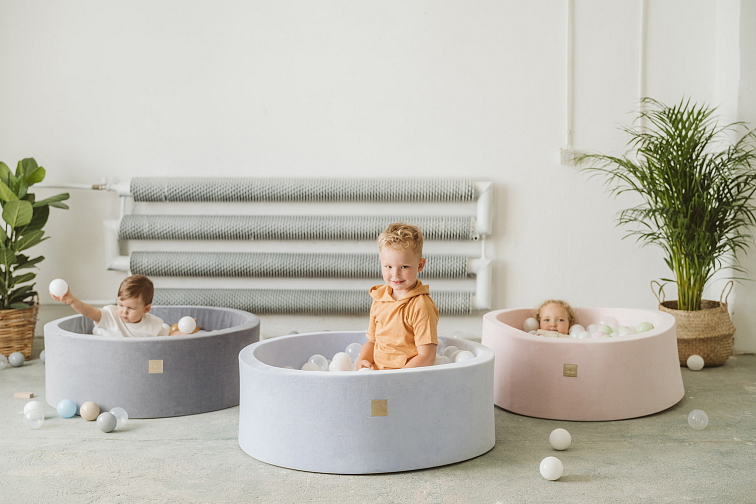 MeowBaby® Velvet detský suchý bazén s guličkami 90x40cm + 300 guličiek – ružová, guličky: bledoružová/ružová/transparentná/perleťová biela