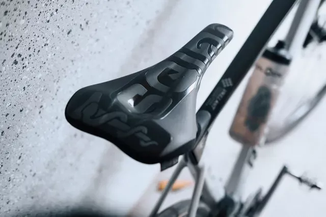 SQlab Sedlo 6OX Ergowave active Team Ltd 2.1 S-Tube