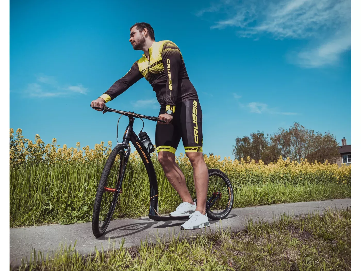 Koloběžka Crussis ONE COBRA 4.3 (černá)