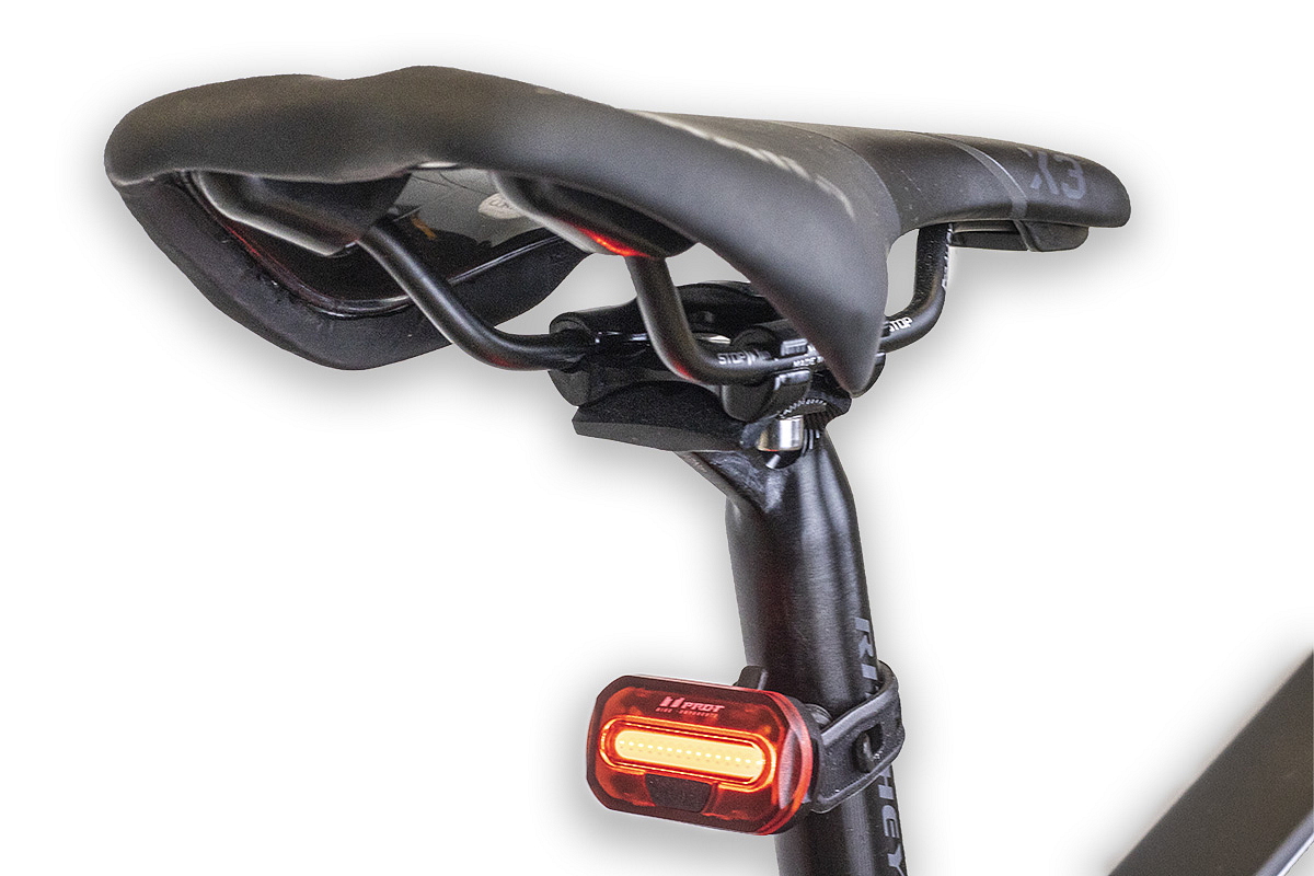 Spin 15 LED čipů blikačka zadní