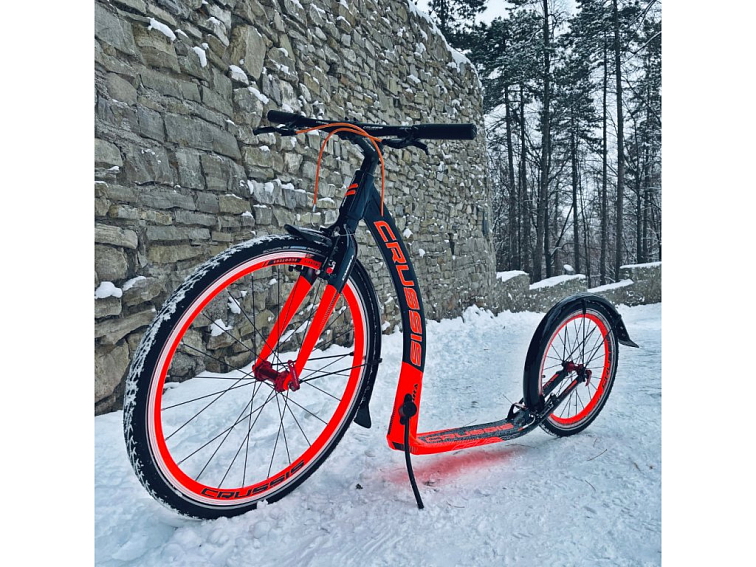 Koloběžka Crussis COBRA 4.3 (oranžová/černá)
