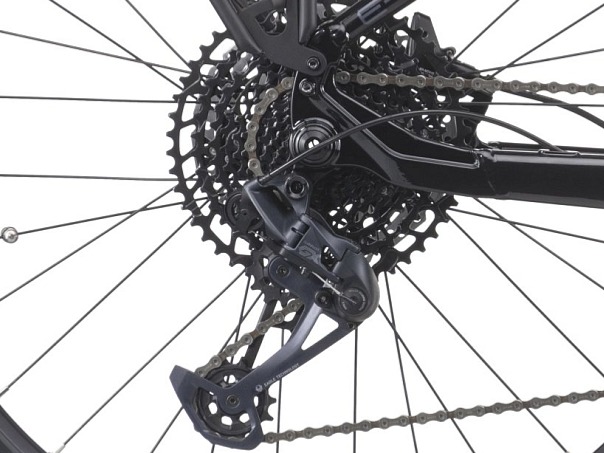 Crussis e-Country 10.10 (720 Wh) 2025