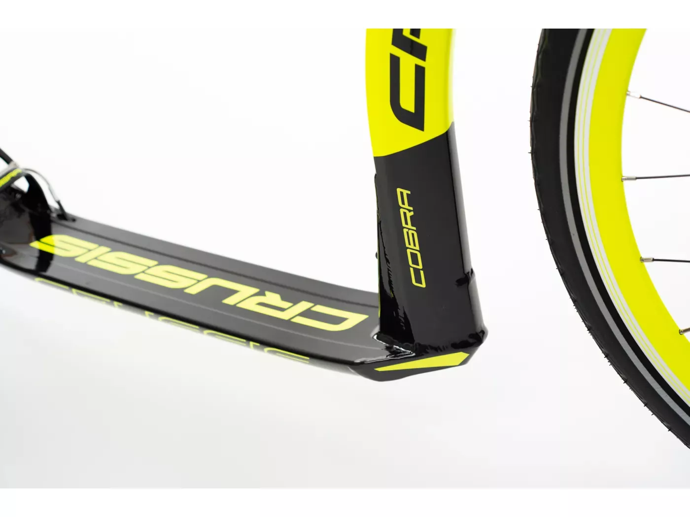 Koloběžka Crussis COBRA 4.2-1 (žlutá/černá)