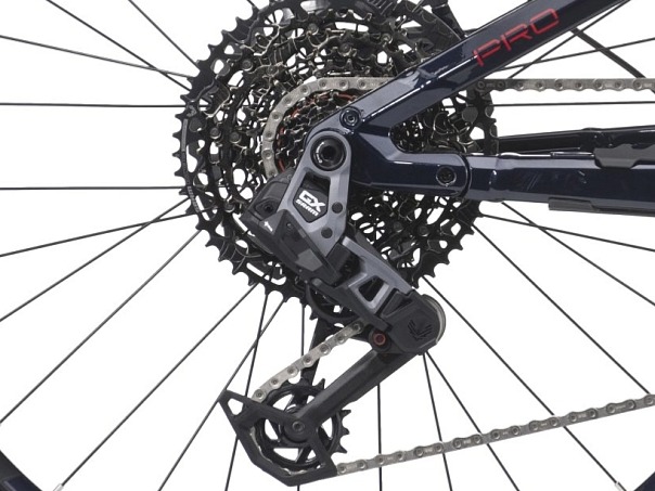 Crussis e-Full 10.10 PRO (720 Wh) 2025