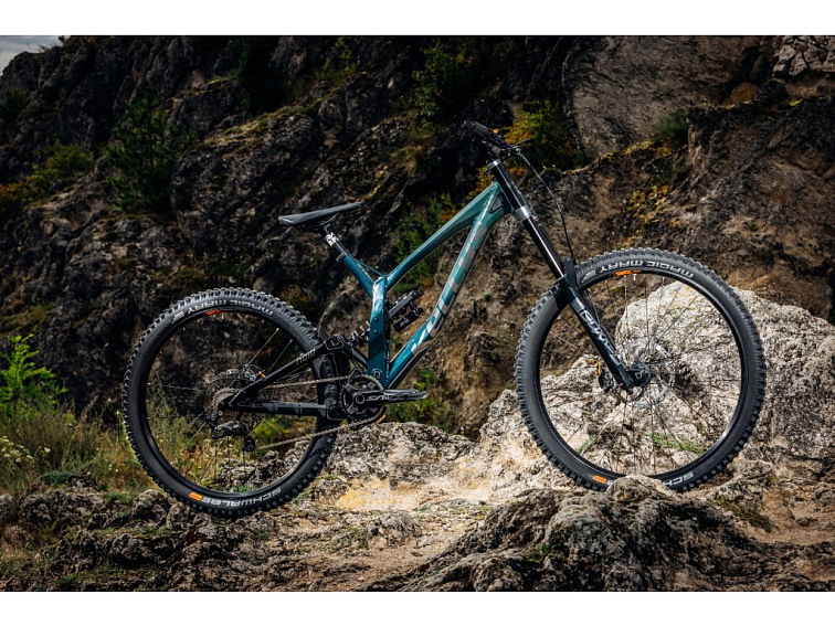 KELLYS Noid 90 Emerald Green 2025