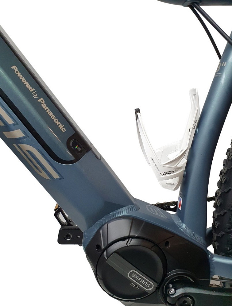 Elite košík na láhev Cannibal - lesklý bílý/černý