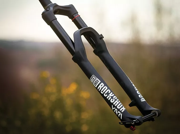 Giant Reign 2 Black/Metal 2023/24
