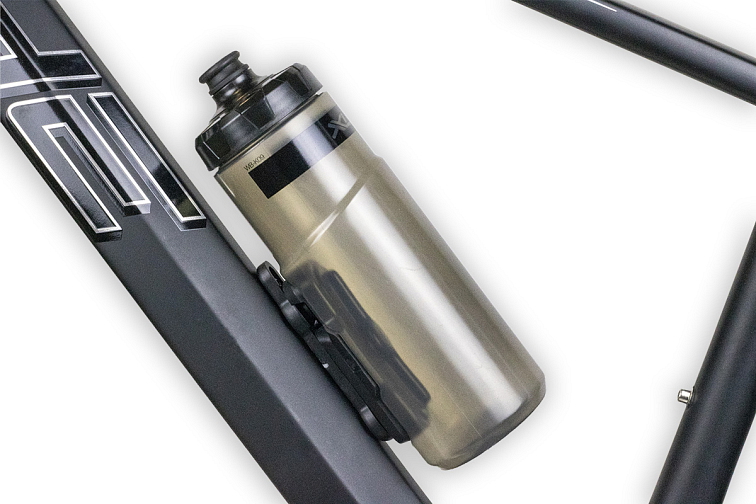 Spin láhev Fidlock Twist na magnet včetně adaptéru 600 ml