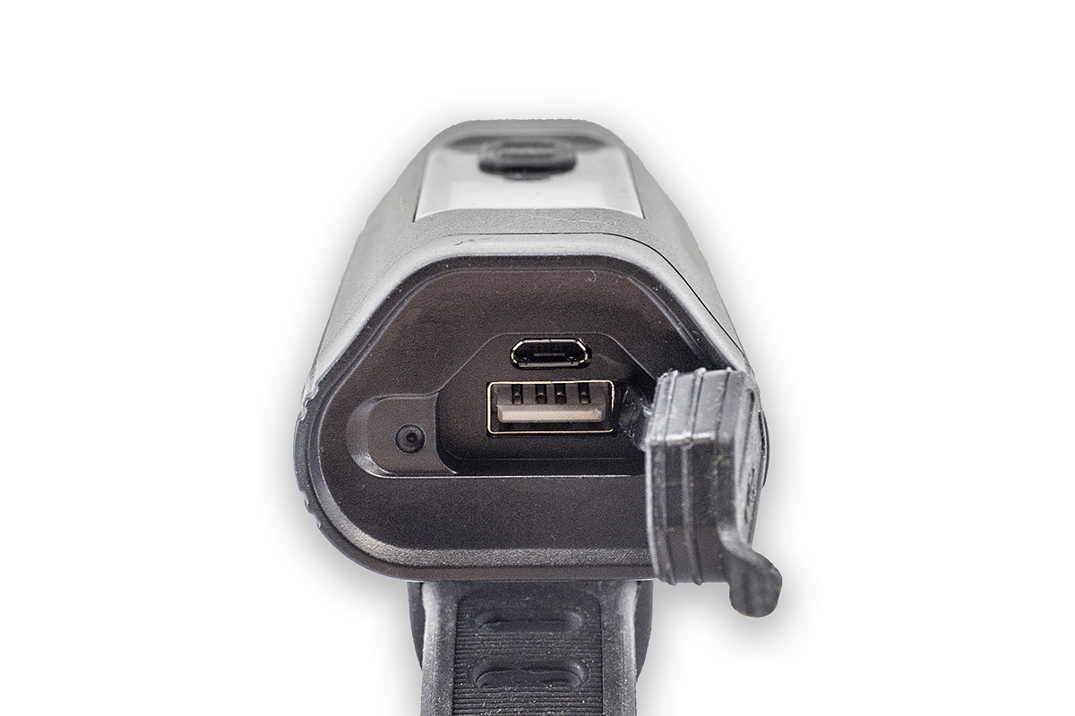 Přední světlo Spin 1600 Lumen 3 Super LED USB