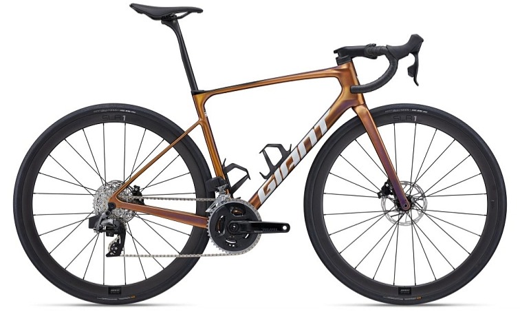 GIANT Defy Advanced Pro 1 Meteor Storm 2025