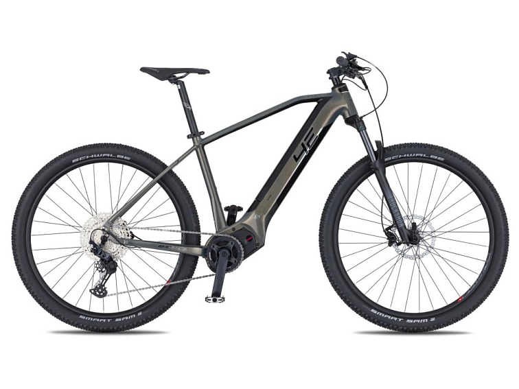 4EVER Exstream Pro 820 (grey diamond / silver) 2025