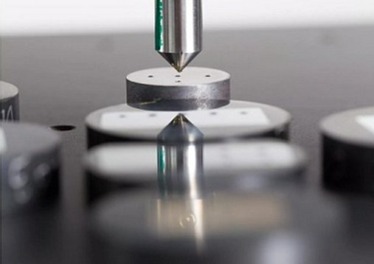 Testovací přístroj i3D mBV - pro stanovení mechanických vlastností