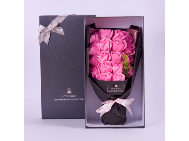 Medvídárek růžový puget z mýdlových růží v dárkovém boxu