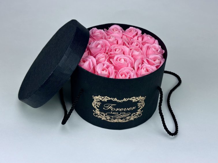 Medvídárek box z mýdlových růží růžový