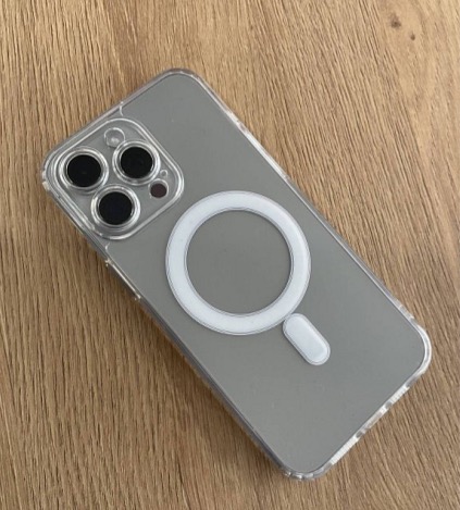 MagSafe kryt s ochranou čoček na iPhone 15 průhledný