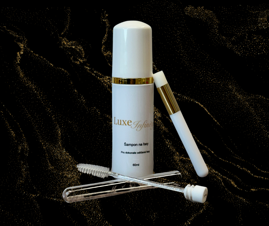Jemný odličovací šampon na řasy s vitamínem C