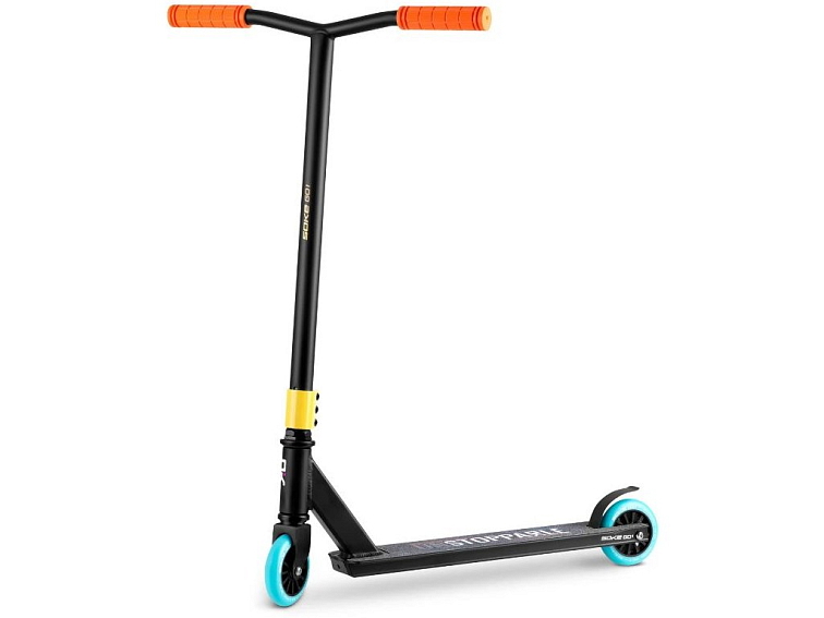 Freestylová koloběžka BARACUDA, candy black