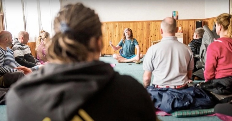 Skupinový zážitek Wim Hof metody s otužováním a dýcháním – na míru po celé ČR