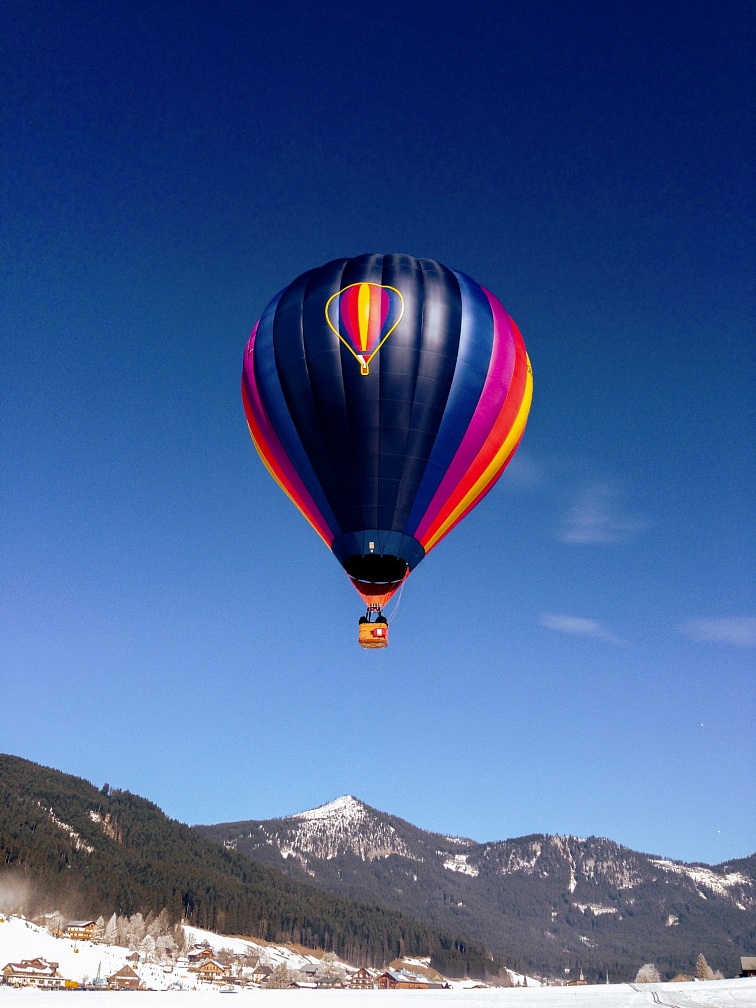 Exkluzivní let balónem nad Alpami 2026 – Zážitek pro náročné