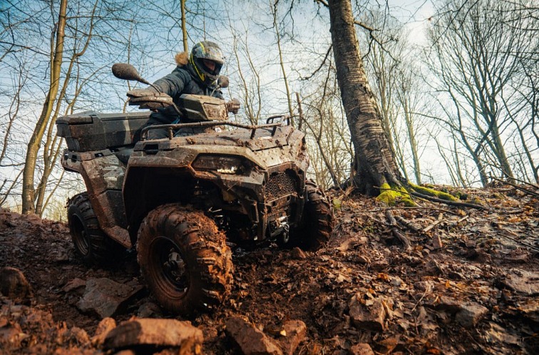 dvoudenní výlet na čtyřkolkách s ubytováním