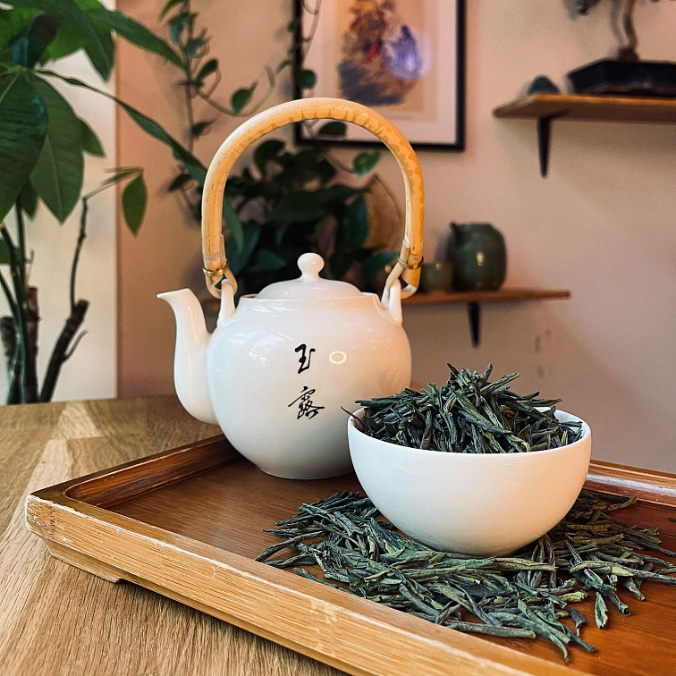 Cesta do Orientu - čaj, dýmka a orientální chutě