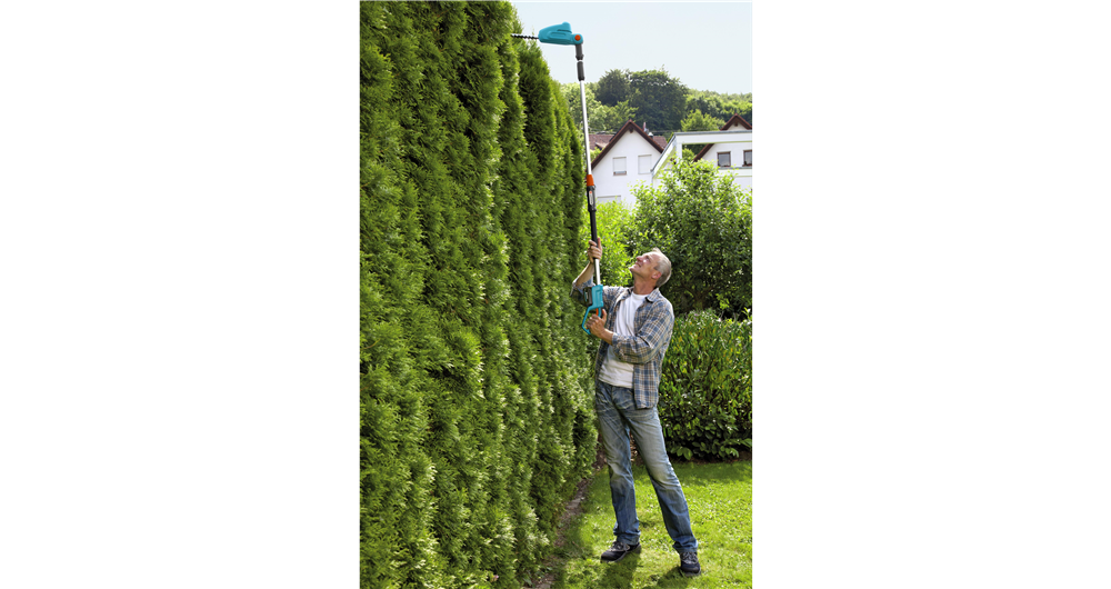 GARDENA Akumulátorové teleskopické nožnice na živý plot THS 42/18V P4A - súprava na okamžité použitie 14732-20