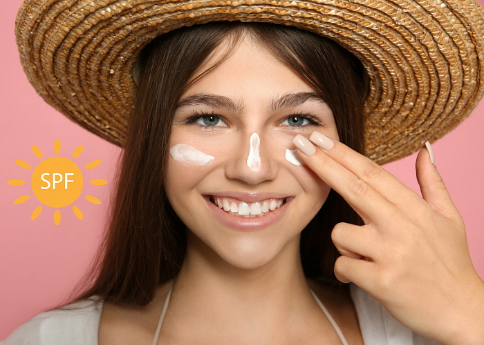 SPF 50 Opaľovací krém na tvár s nízkym komedogénnym indexom