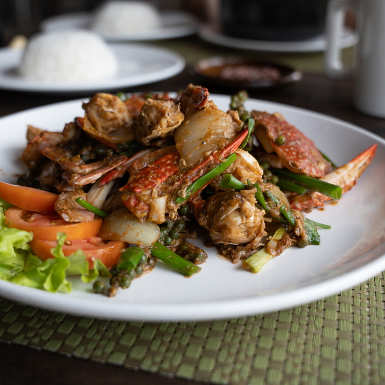 Grilovací sada - khmerské červené kari, hrubozrnná kari hořčice a omáčka khmer masala