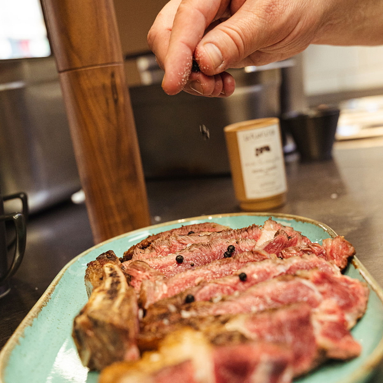 Grilovací sada - Kampotský pepř frementovaný, francouzská chilli hořčice a kambodžská chilli omáčka