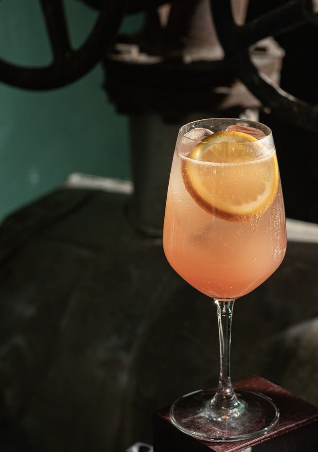 Seekers Mekong gold gin 41,3% 0,7L